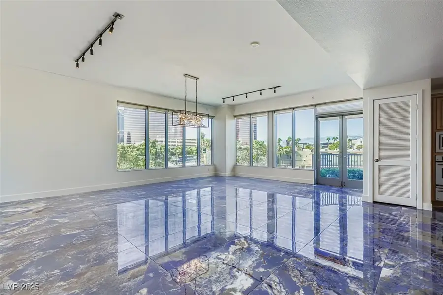 360 E Desert Inn Road #407, Las Vegas, NV 89109 - Image #2