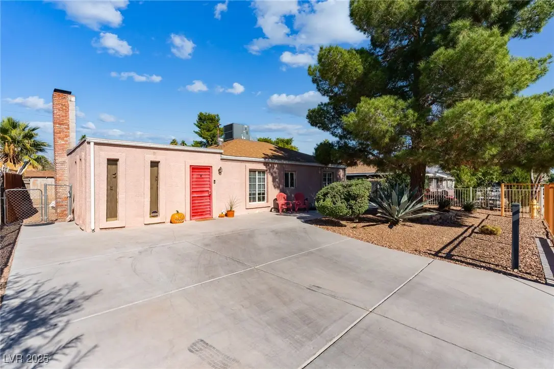 1905 Franklin Avenue, Las Vegas, NV 89104 - Image #1