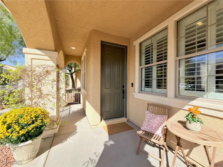 10819 Mason Hill Avenue, Las Vegas, NV 89166 - Image #2