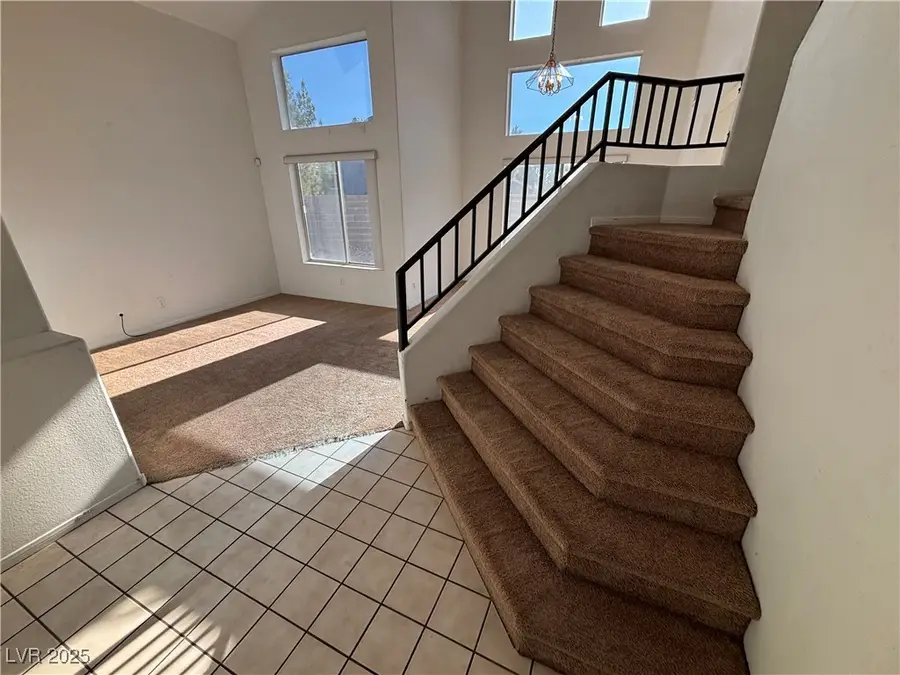1208 Lucky Gold Court, Las Vegas, NV 89108 - Image #2