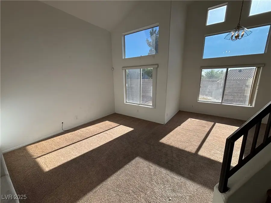 1208 Lucky Gold Court, Las Vegas, NV 89108 - Image #3
