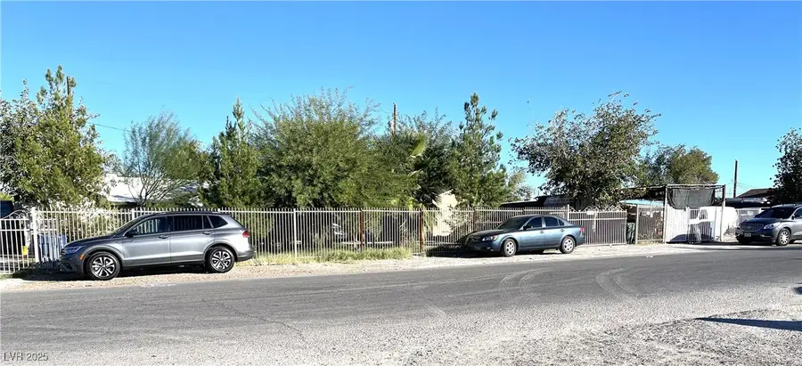 1000 June Avenue, Las Vegas, NV 89104 - Image #3