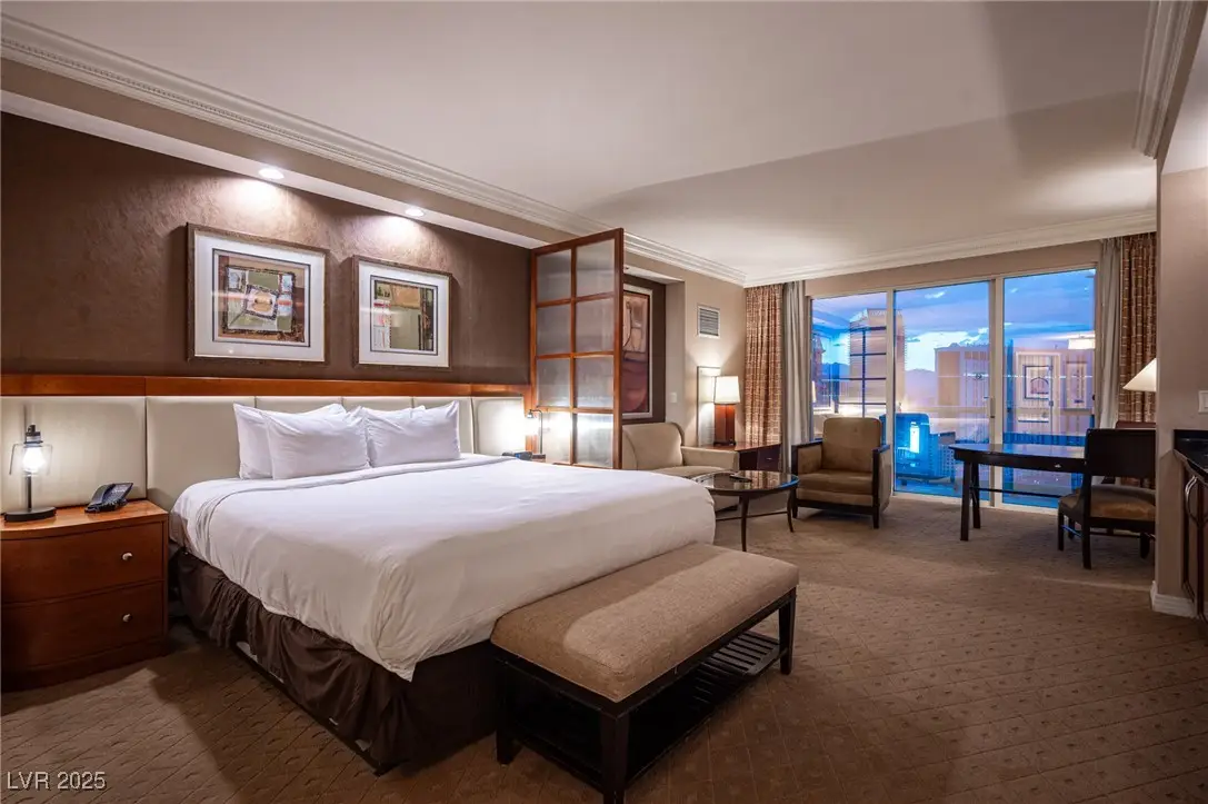 135 E Harmon Avenue #1017, Las Vegas, NV 89109 - Image #1