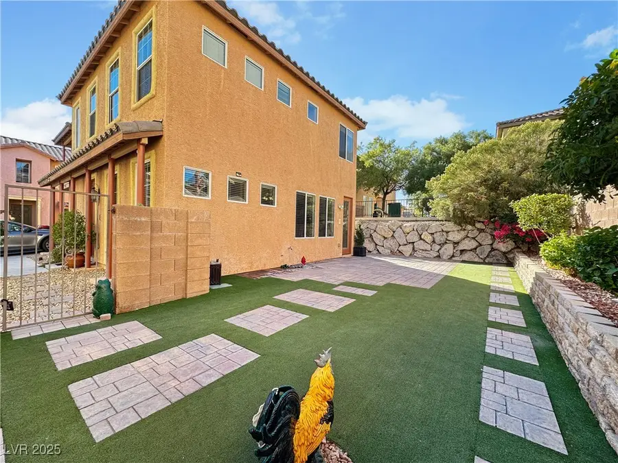 8122 Retriever Avenue, Las Vegas, NV 89147 - Image #2