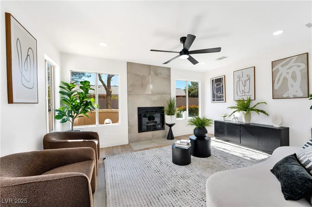 906 Elegant Coral Avenue, Henderson, NV 89015 - Image #1