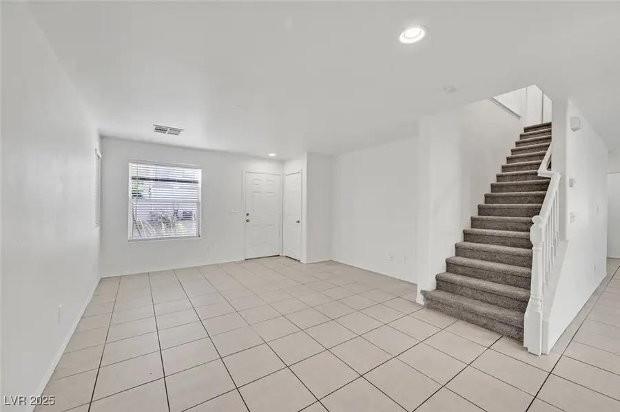 8301 Wildwood Glen Drive, Las Vegas, NV 89131 - Image #3