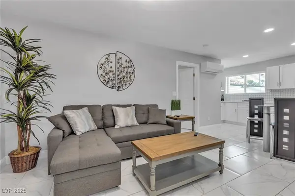 1780 Westwind Road, Las Vegas, NV 89146