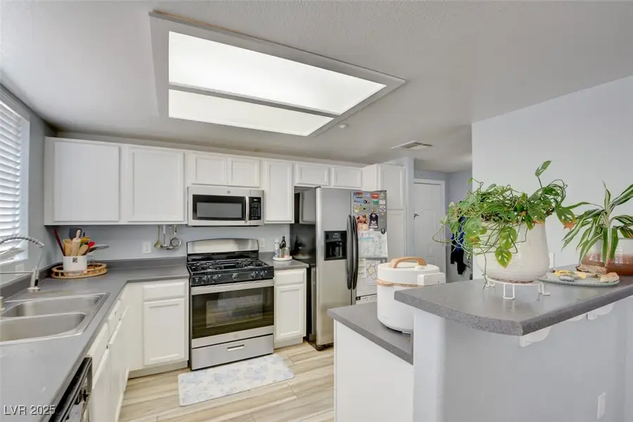 833 Aspen Peak Loop #712, Henderson, NV 89011 - #2