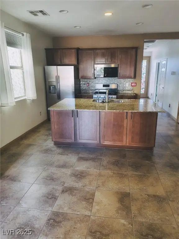 2750 Beacon Rock Drive, Laughlin, NV 89029