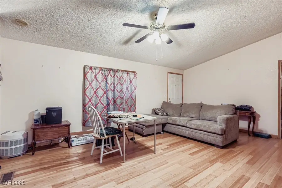 3586 Becerro Drive, Las Vegas, NV 89121 - Image #2