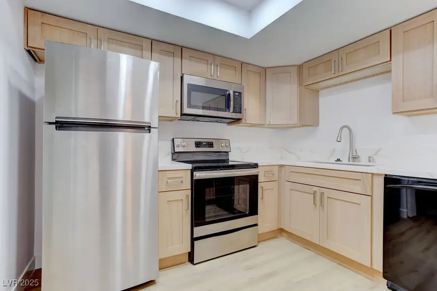 3455 Erva Street #222, Las Vegas, NV 89117 - Image #3