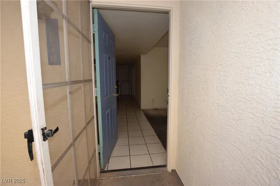2725 S Nellis Boulevard #1040, Las Vegas, NV 89121 - Image #2
