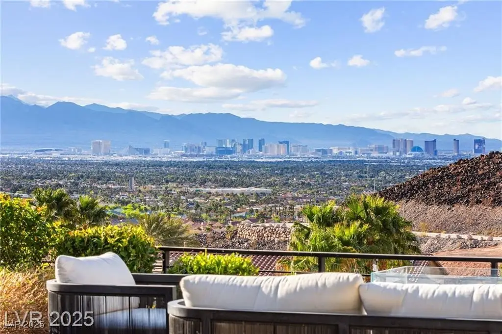 387 Solitude Peak Lane, Henderson, NV 89012 - Image #1