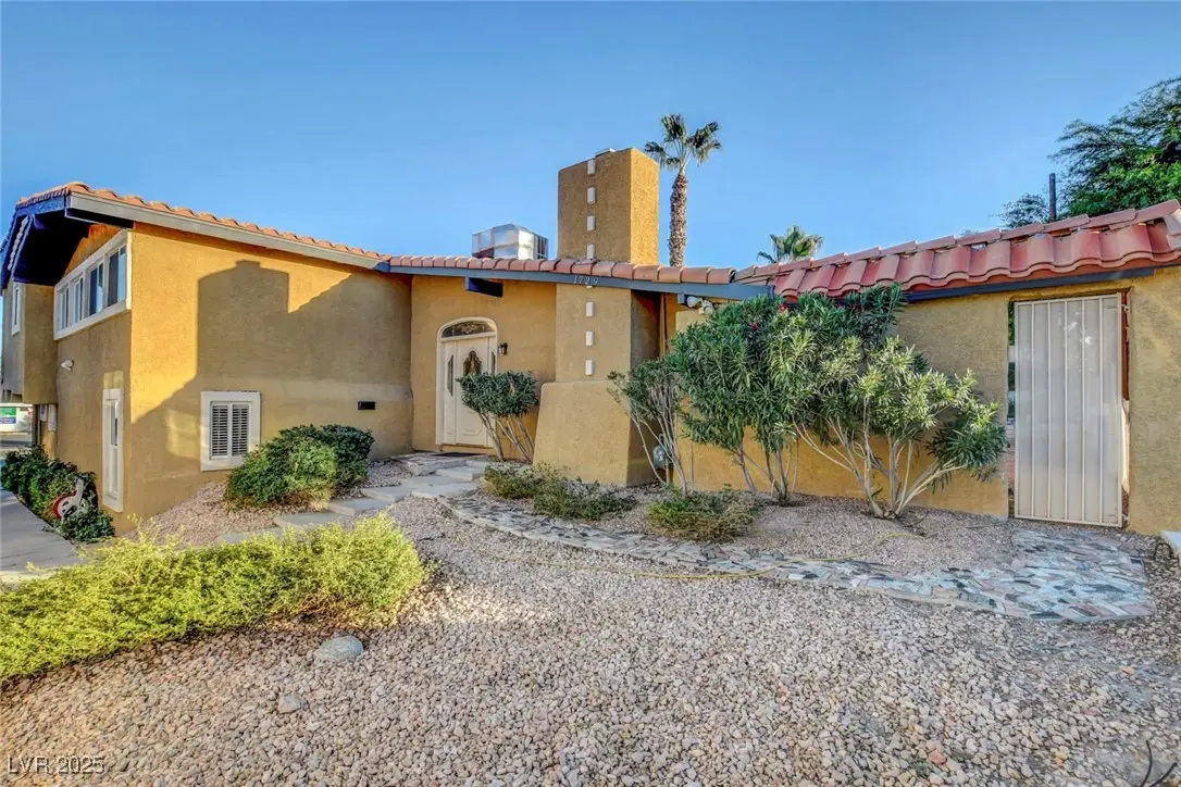 1729 E Desert Inn Road, Las Vegas, NV 89169 - Image #1