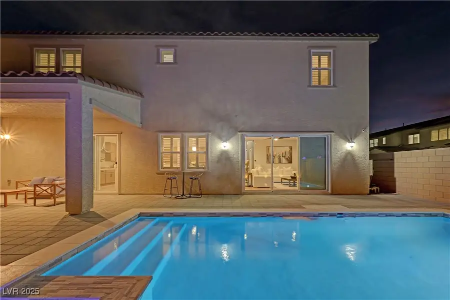 10226 Bismarck Palms Avenue, Las Vegas, NV 89166 - Image #2