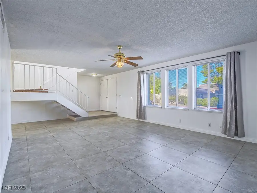 3251 Southridge Avenue, Las Vegas, NV 89121 - Image #3