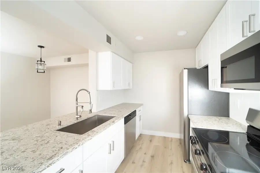 8101 W Flamingo Road #1057, Las Vegas, NV 89147 - Image #2