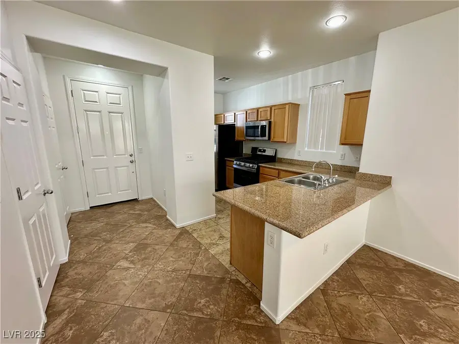 2309 Briggsdale Avenue, North Las Vegas, NV 89081 - Image #3
