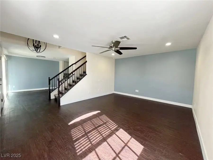3910 Starfield Lane, Las Vegas, NV 89147 - Image #3