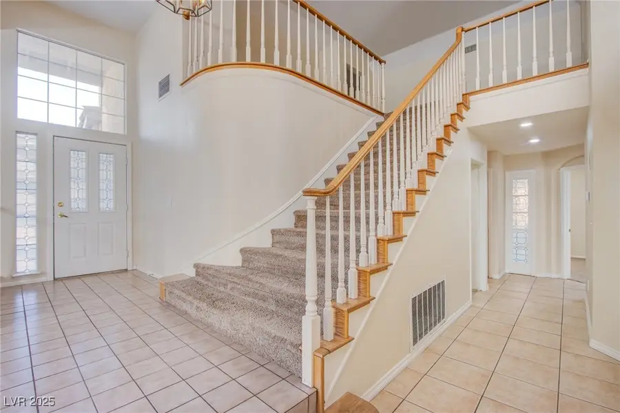 2929 Bridge Creek Street, Las Vegas, NV 89117 - Image #2