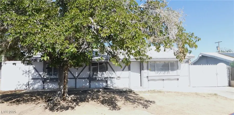 5300 Sugarfoot Avenue, Las Vegas, NV 89107 - Image #2