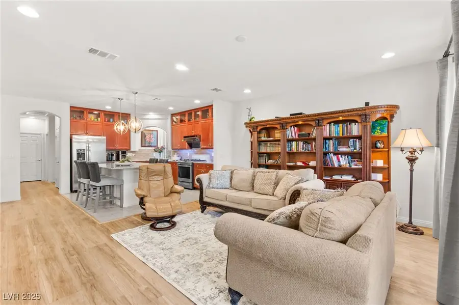 7024 Adler Falls Street, Las Vegas, NV 89118 - Image #3