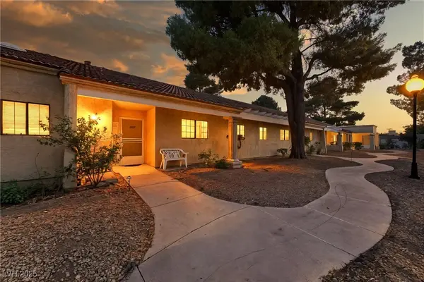 2851 S Valley View Boulevard #1039, Las Vegas, NV 89102