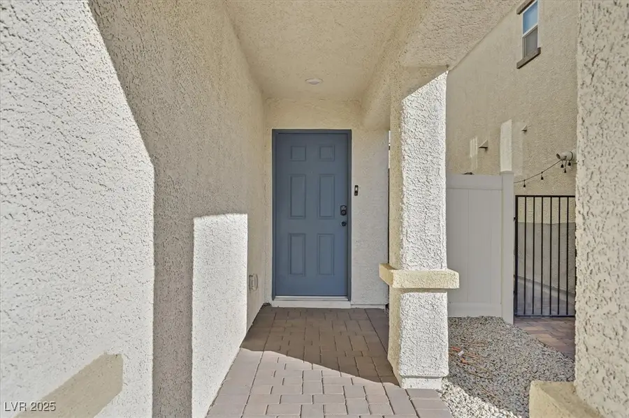 2212 Langmore Street, Las Vegas, NV 89115 - Image #2
