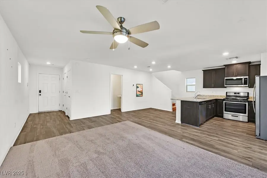 2212 Langmore Street, Las Vegas, NV 89115 - Image #3