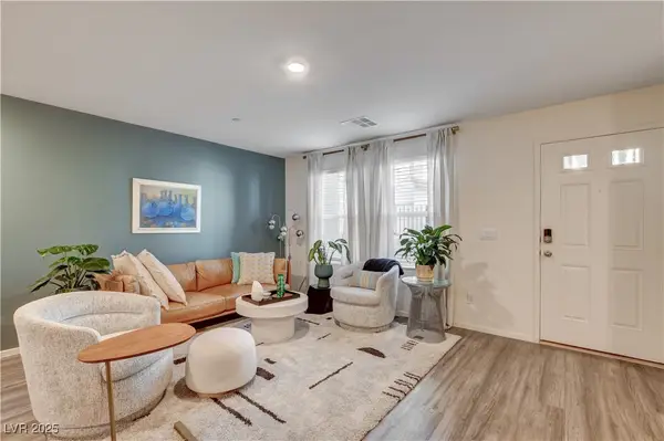 6914 Stratham Hill Street, Las Vegas, NV 89166