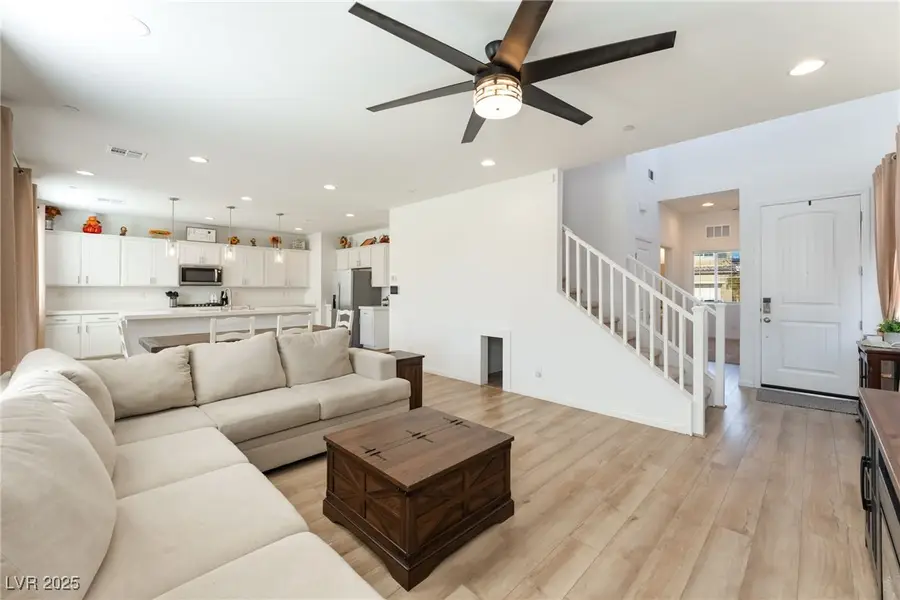 10391 Thurso Avenue, Las Vegas, NV 89166 - Image #2