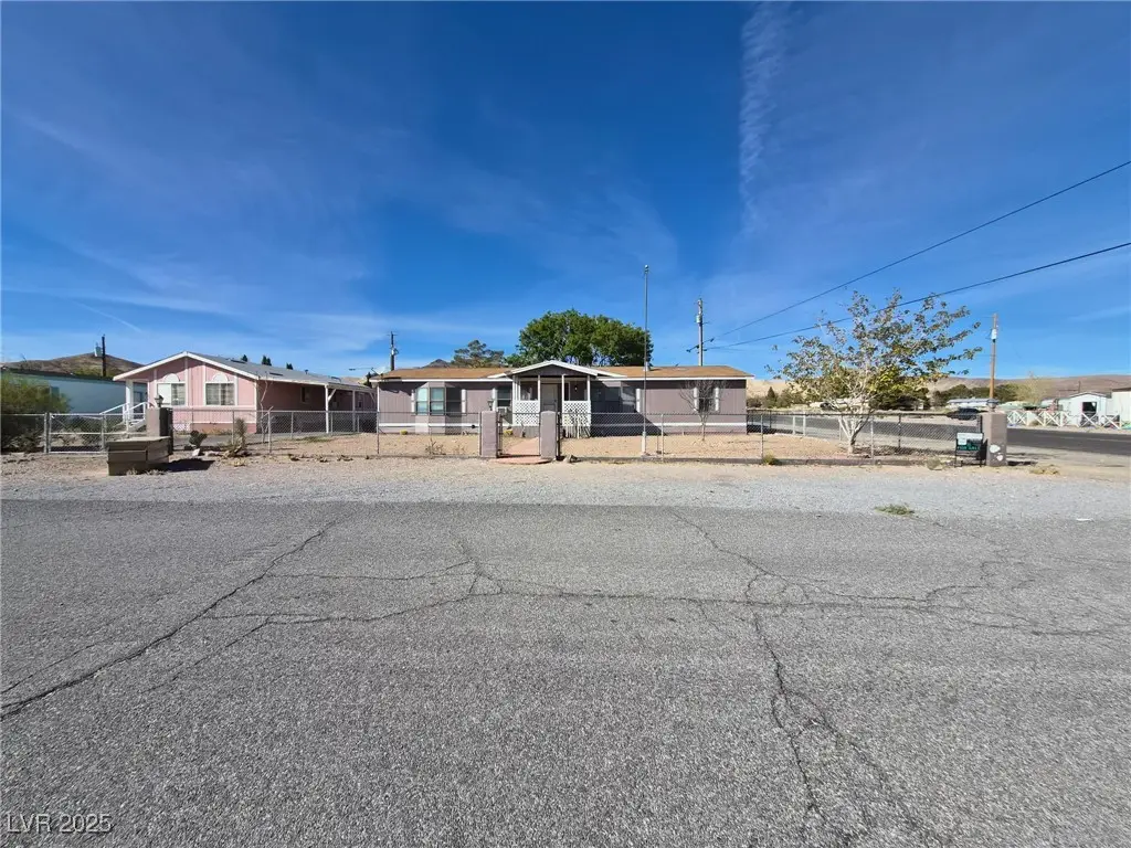 400 W Hoyt Street, Beatty, NV 89003 - Image #1
