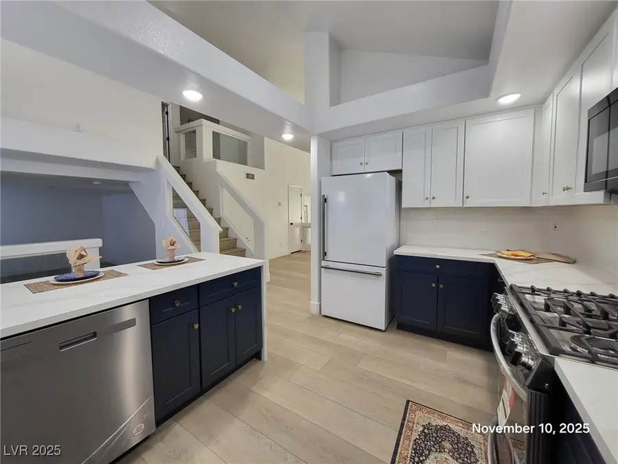 10044 Chinook Gale Court, Las Vegas, NV 89183 - Image #2