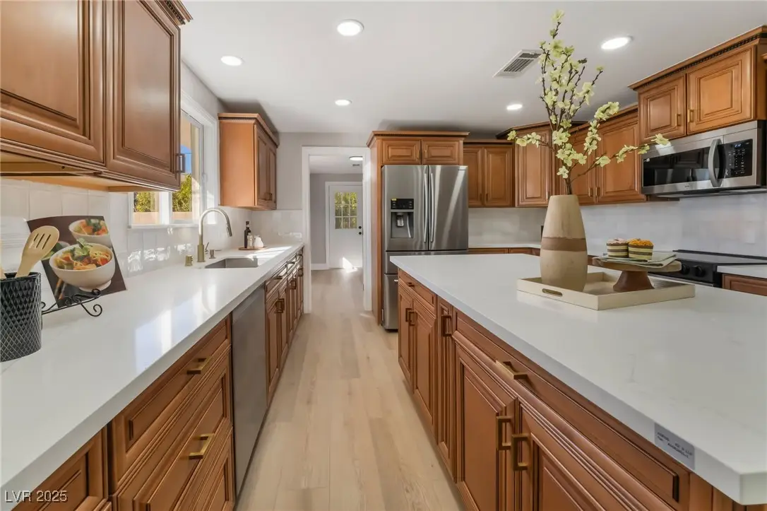 616 Lacy Lane, Las Vegas, NV 89107 - Image #1