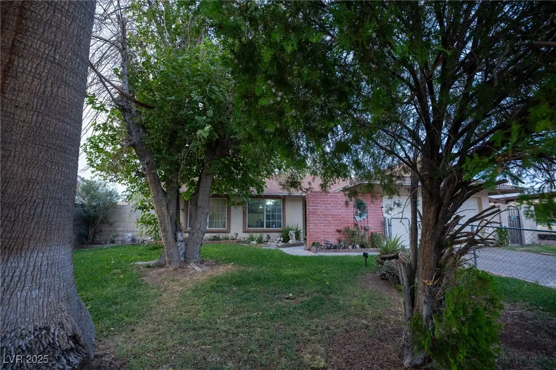 4013 Alameda Avenue, Las Vegas, NV 89110 - Image #1