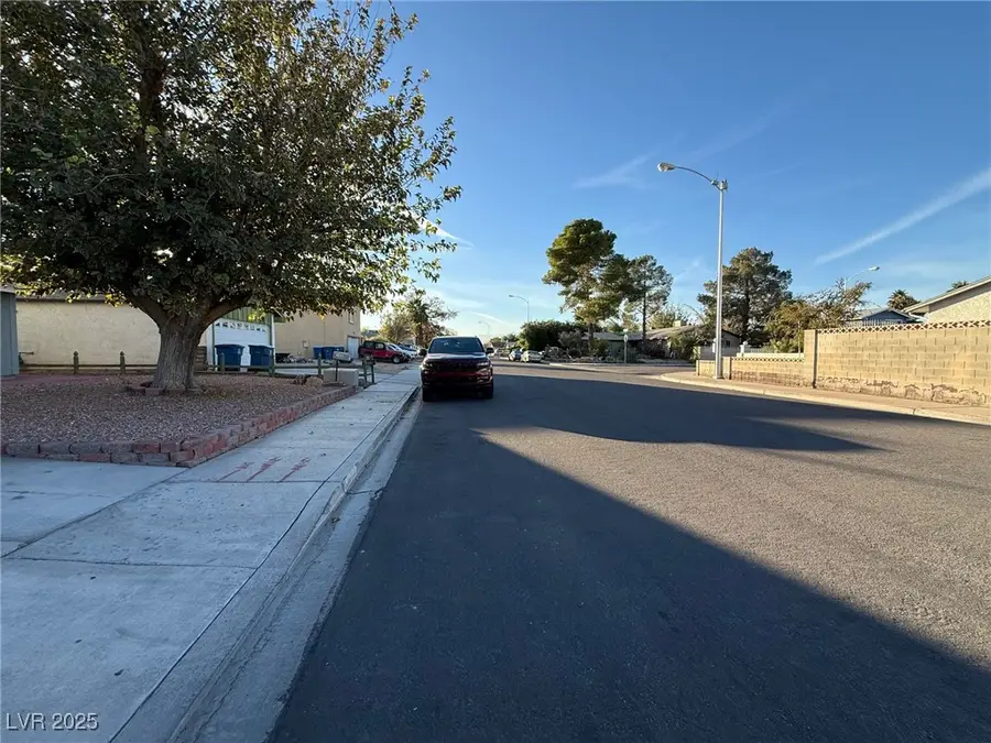 Address Withheld By Seller, Las Vegas, NV 89104 - Image #3