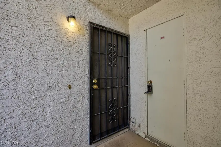 6643 Tropicana Avenue #102, Las Vegas, NV 89103 - Image #2