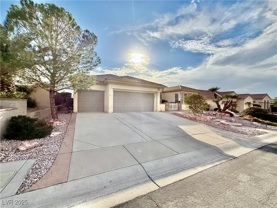 2851 Scotts Valley Drive, Henderson, NV 89052 - Image #2