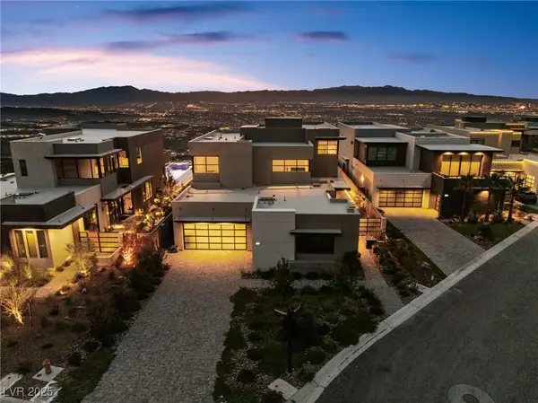 569 Overlook Rim Drive, Henderson, NV 89012