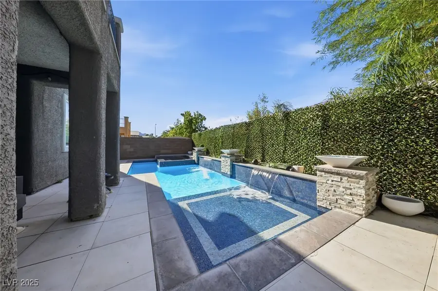 365 Shimmering Moon Street, Henderson, NV 89015 - Image #3