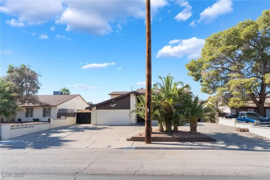 2979 S Mojave Road, Las Vegas, NV 89121 - Image #2
