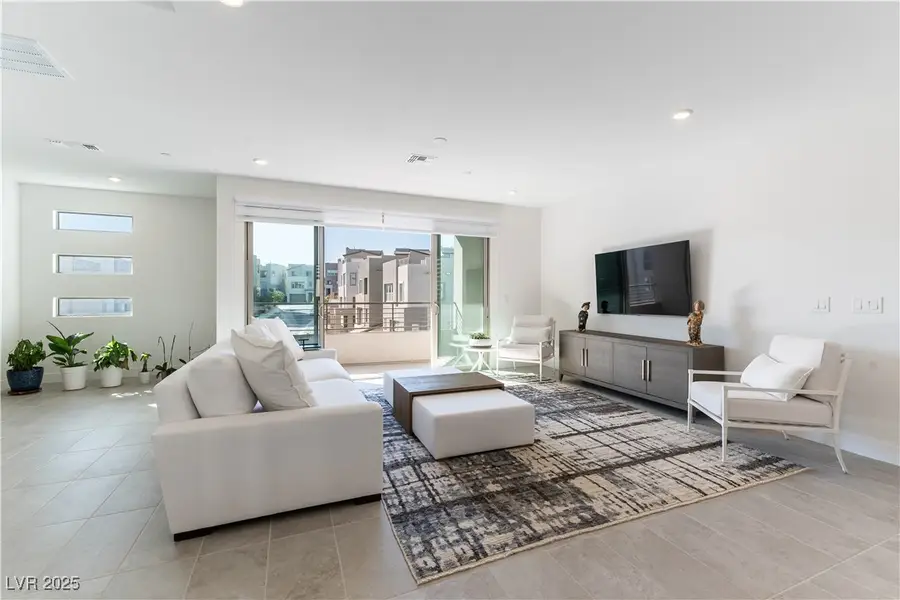 11598 Midnight Melody Avenue, Las Vegas, NV 89138 - Image #3