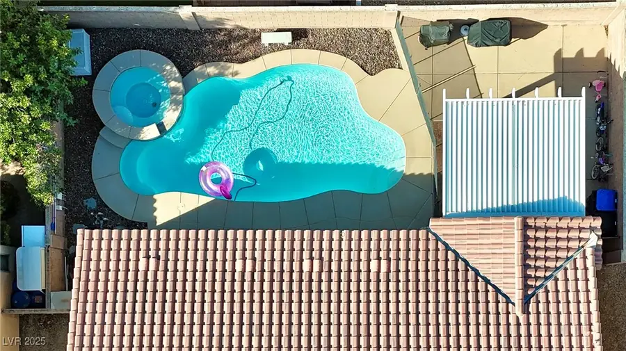 8105 Meadow Falls Street, North Las Vegas, NV 89085 - Image #2