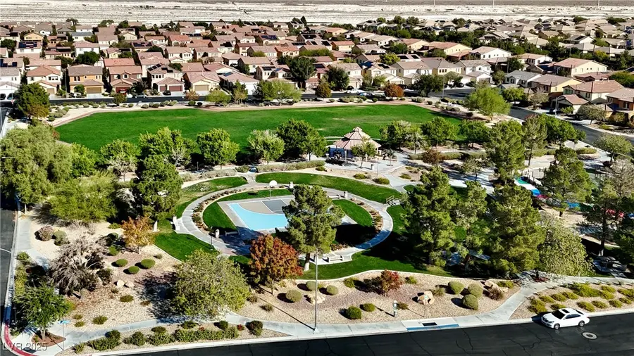 8105 Meadow Falls Street, North Las Vegas, NV 89085 - Image #3