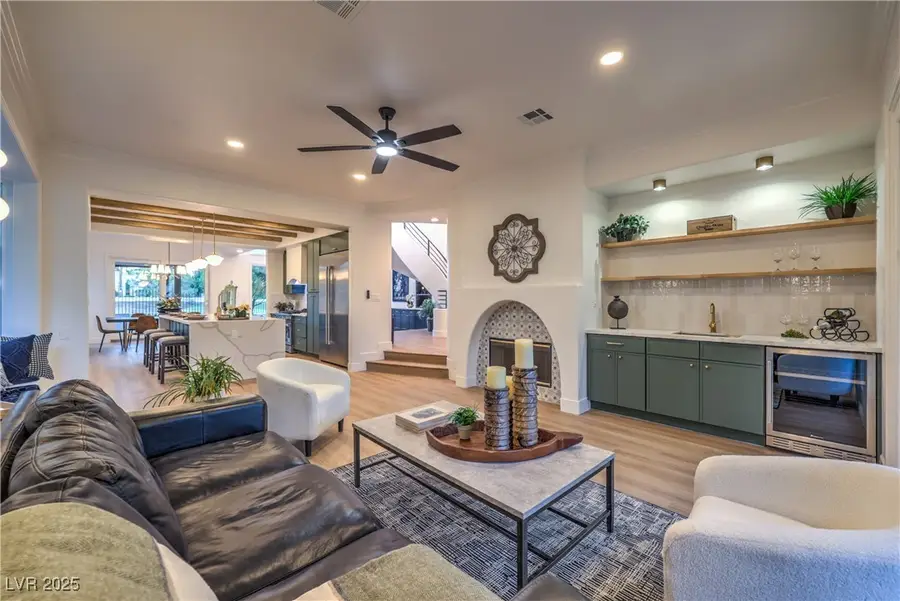 8200 Horseshoe Bend Lane, Las Vegas, NV 89113 - Image #2