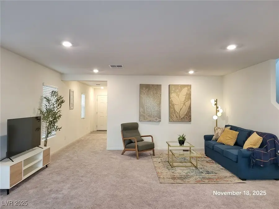 7246 Copper Grove Avenue, Las Vegas, NV 89113 - Image #3