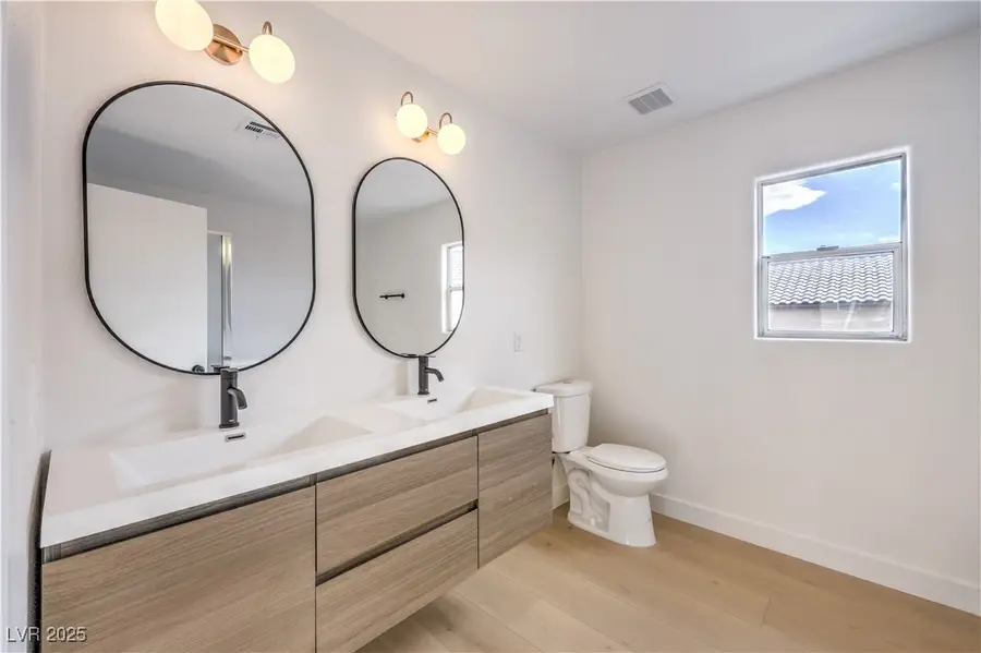 4218 English Walnut Court, Las Vegas, NV 89115 - Image #2