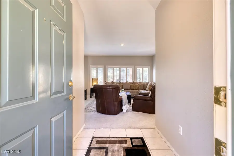 821 Glacier Peak Lane #202, Las Vegas, NV 89144 - Image #3