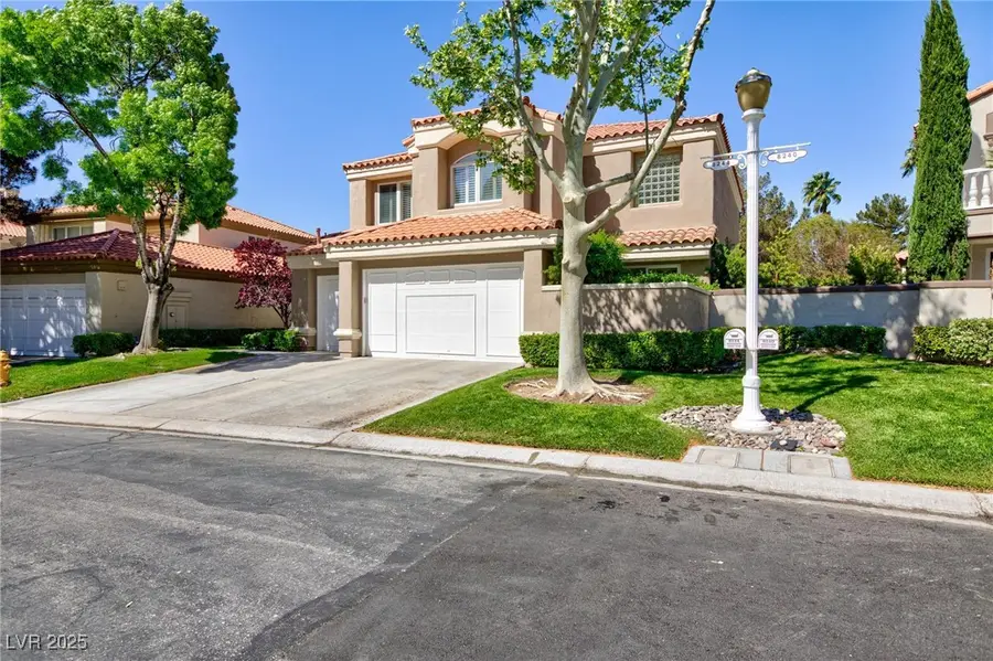 8244 Horseshoe Bend Lane, Las Vegas, NV 89113 - Image #2