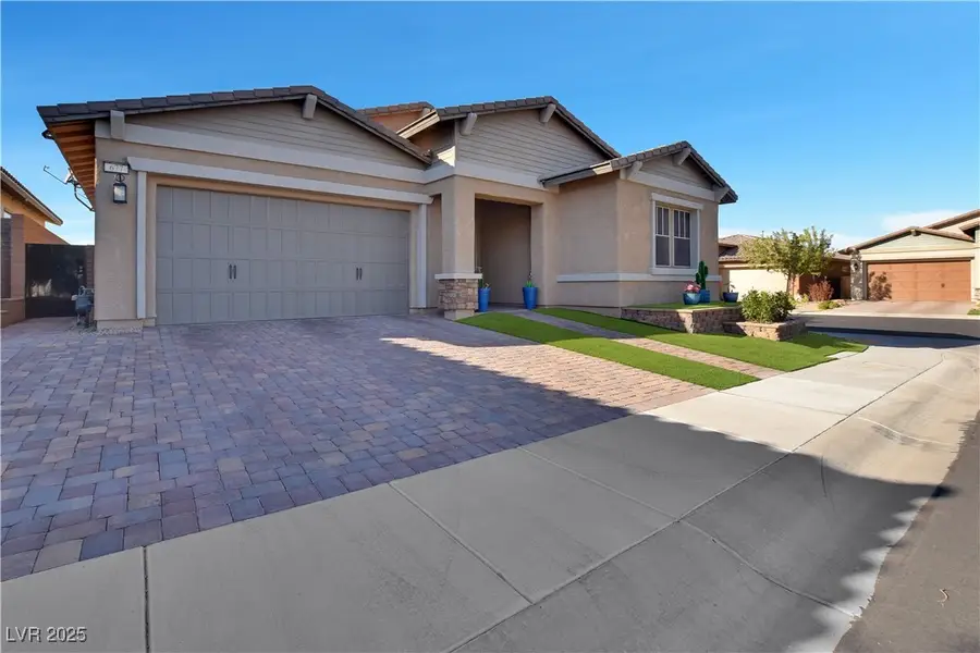 677 Look Lively Court, Henderson, NV 89011 - Image #2